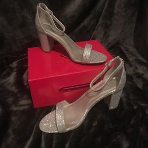 Dream Paris Silver Glitter Heels